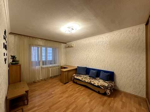 квартира за адресою Лариси Руденко вул., 21-А