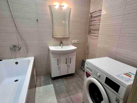 квартира за адресою Олени Пчілки вул., 8