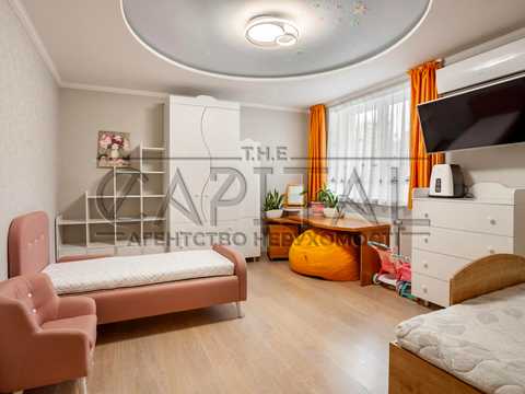 квартира по адресу Голосеевская ул., 13