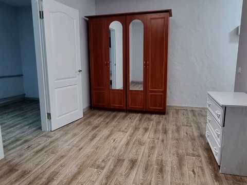 квартира за адресою Макарова вул. (Більшовицька), 21