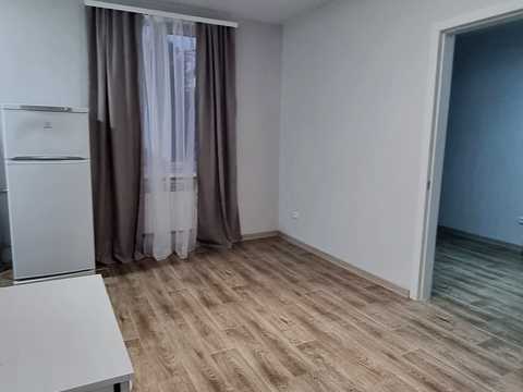 квартира за адресою Макарова вул. (Більшовицька), 21