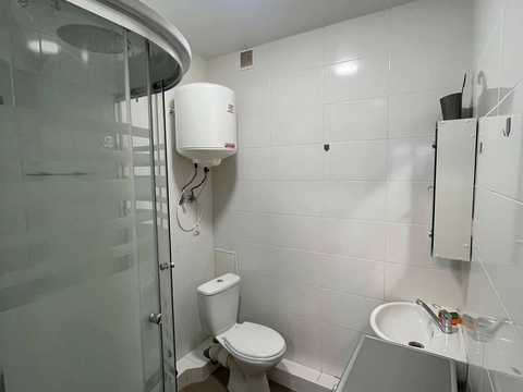 квартира за адресою Ясинуватський пров., 10