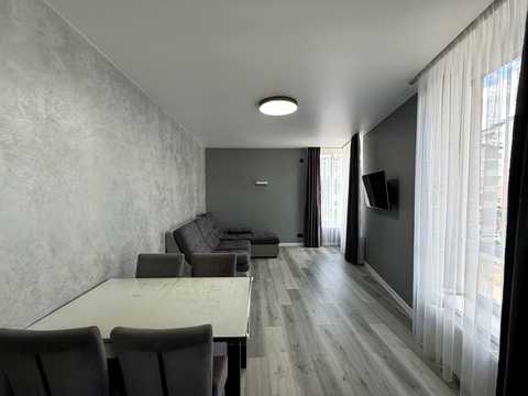 квартира по адресу Василия Сухомлинского ул., 36