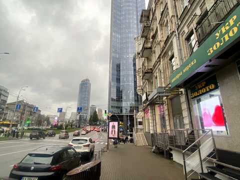 квартира за адресою Басейна вул., 12