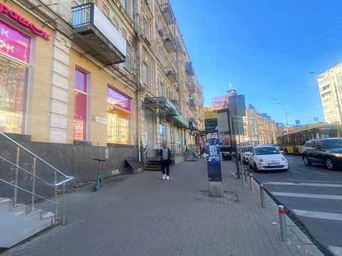квартира за адресою Басейна вул., 12
