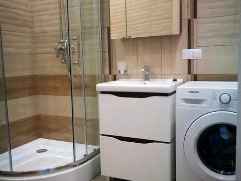 квартира за адресою Літературна вул., 1а