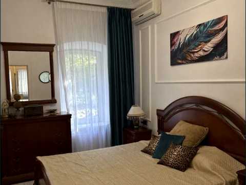 квартира за адресою В'ячеслава Чорновола вул., 7