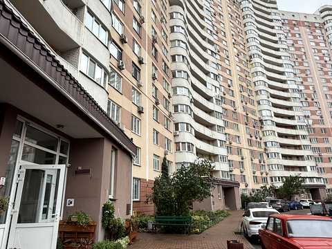 квартира за адресою Олени Пчілки вул., 2