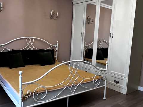 квартира за адресою Драгоманова вул., 2
