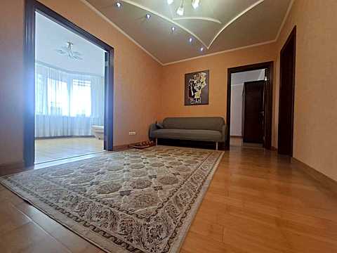 квартира по адресу Миколы Бажана просп., 10