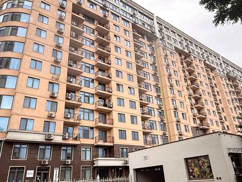 квартира по адресу Литературная ул., 8