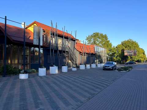 комерційна за адресою Чернівецька, 1