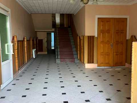 комерційна за адресою Яремчука, 1