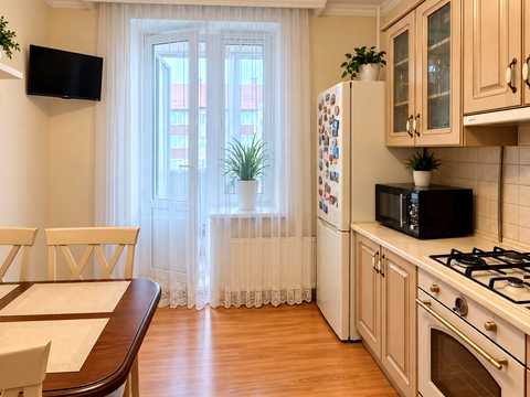 квартира за адресою Алмазова вул. (Михайла Кутузова), 4