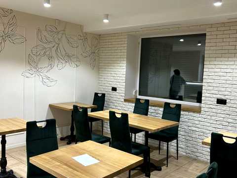 комерційна за адресою Петлюри вул. (Купріна), 59а