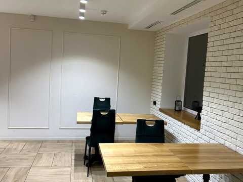 комерційна за адресою Петлюри вул. (Купріна), 59а