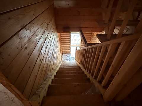 будинок за адресою Довбуша вул.