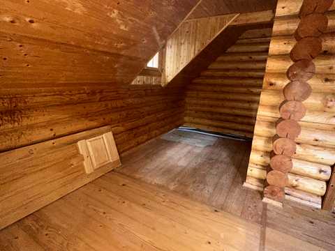 будинок за адресою Довбуша вул.
