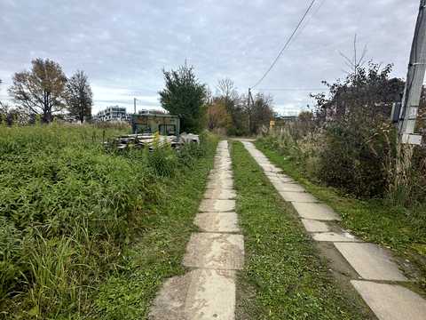 участок по адресу 