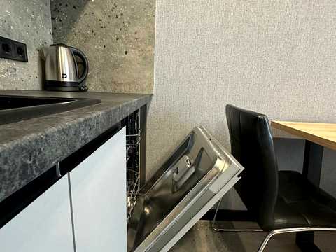 квартира за адресою Салютна вул., 2к17