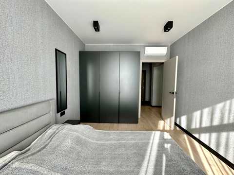 квартира за адресою Салютна вул., 2к17