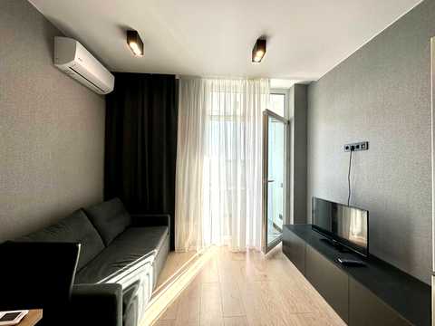 квартира за адресою Салютна вул., 2к17