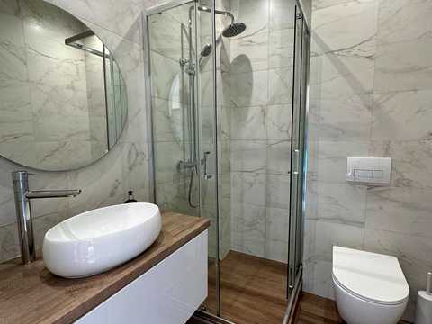 квартира за адресою Салютна вул., 2к8