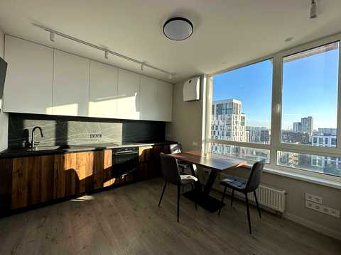квартира за адресою Салютна вул., 2к8