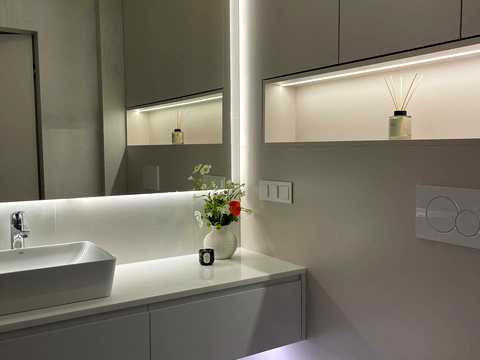 квартира за адресою Салютна вул., 2к20