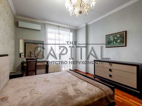 квартира за адресою Євгена Коновальця вул. (Щорса), 36-В
