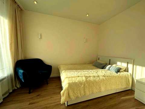 квартира за адресою Салютна вул., 2к8
