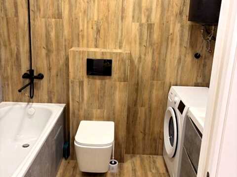 квартира за адресою Осіння вул., 13-Б