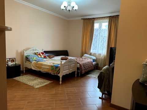 дом по адресу Лесі Українки