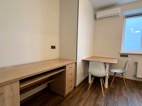 квартира за адресою Машинобудівників вул., 14а, к.2