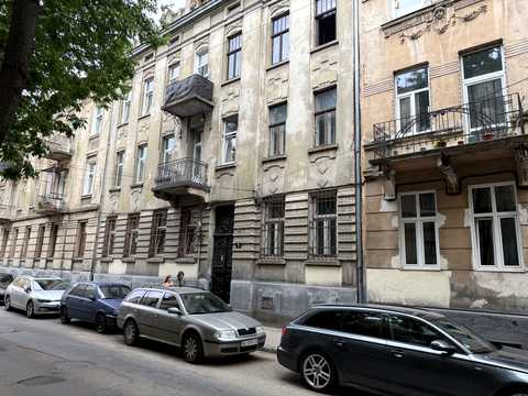 квартира по адресу Опильского ул., 3