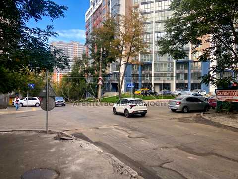 коммерческая по адресу Половецкая ул., 4