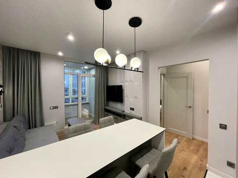 квартира за адресою Салютна вул., 2к7
