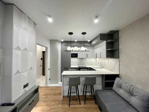 квартира за адресою Салютна вул., 2к7
