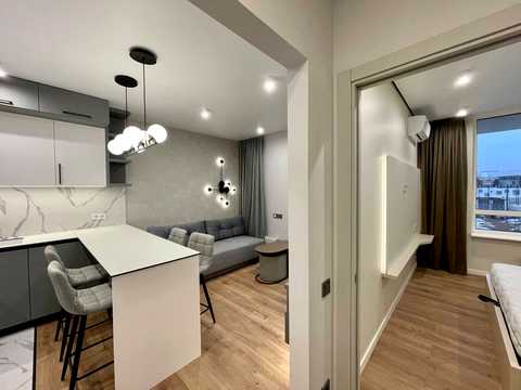 квартира за адресою Салютна вул., 2к7