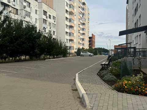 квартира за адресою Чорноморська вул., (Будинок 1)