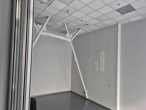 комерційна за адресою Фізкультури вул., 30