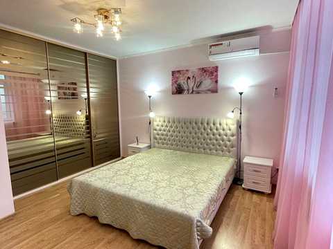 квартира за адресою Миколи Бажана просп., 8-Б