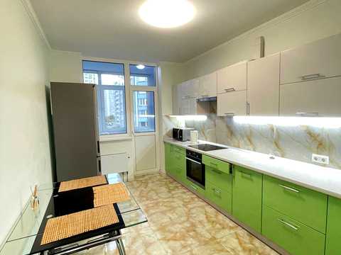квартира за адресою Миколи Бажана просп., 8-Б