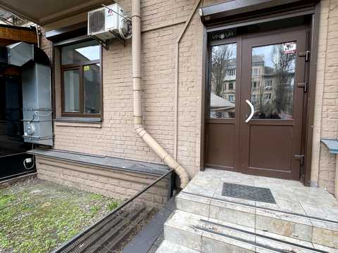 коммерческая по адресу Михаила Бойчука ул. (Кіквідзе), 12-А