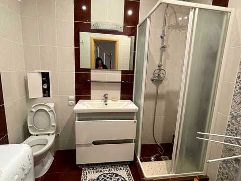 квартира за адресою Будівельників вул., 1