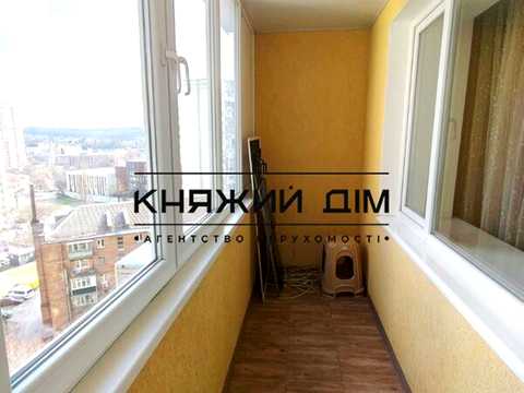 квартира за адресою Голосіївський просп. (40-річчя Жовтня), 15
