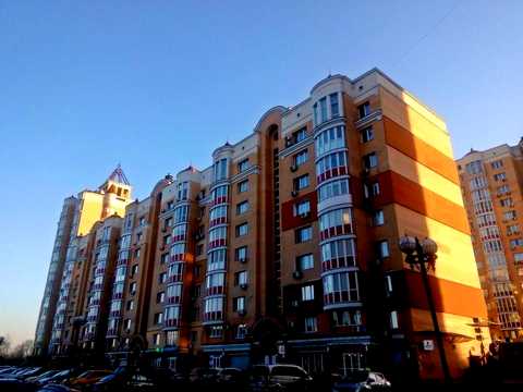 паркоместо по адресу Владимира Ивасюка просп. (Героїв Сталінграду), 6-Б