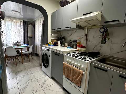 квартира за адресою Чорновола вул., 138