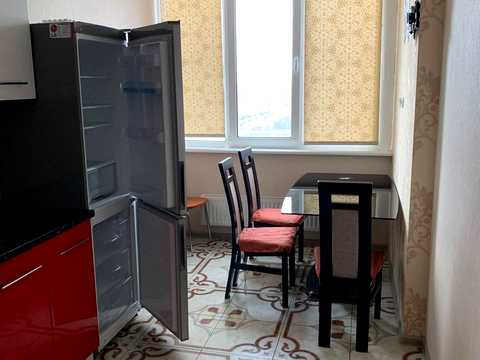 квартира за адресою Богатирська вул., 6-А