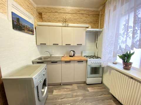 квартира за адресою Йорданська вул. (Лайоша Гавро), 4